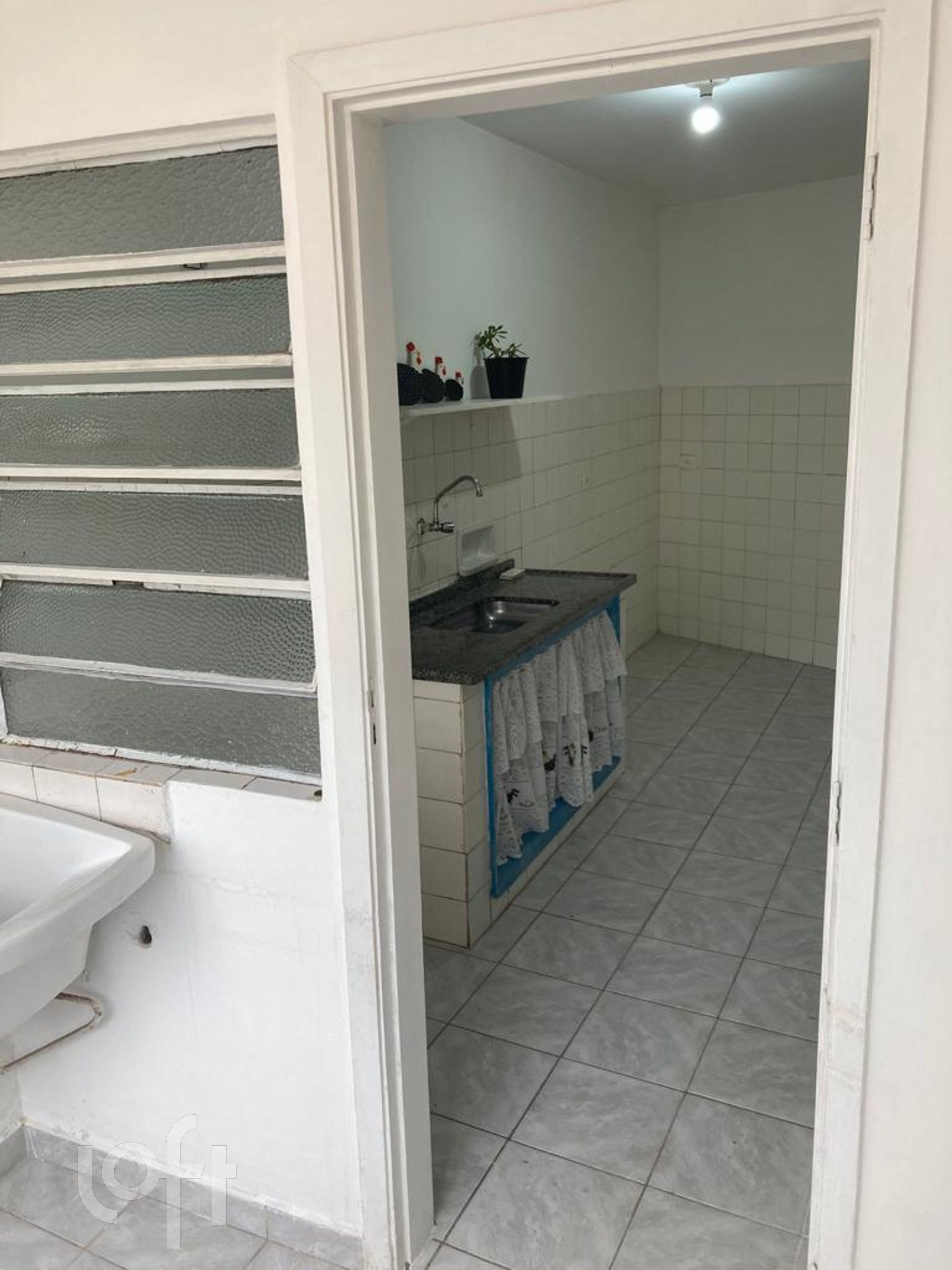 Apartamento à venda com 2 quartos, 80m² - Foto 11
