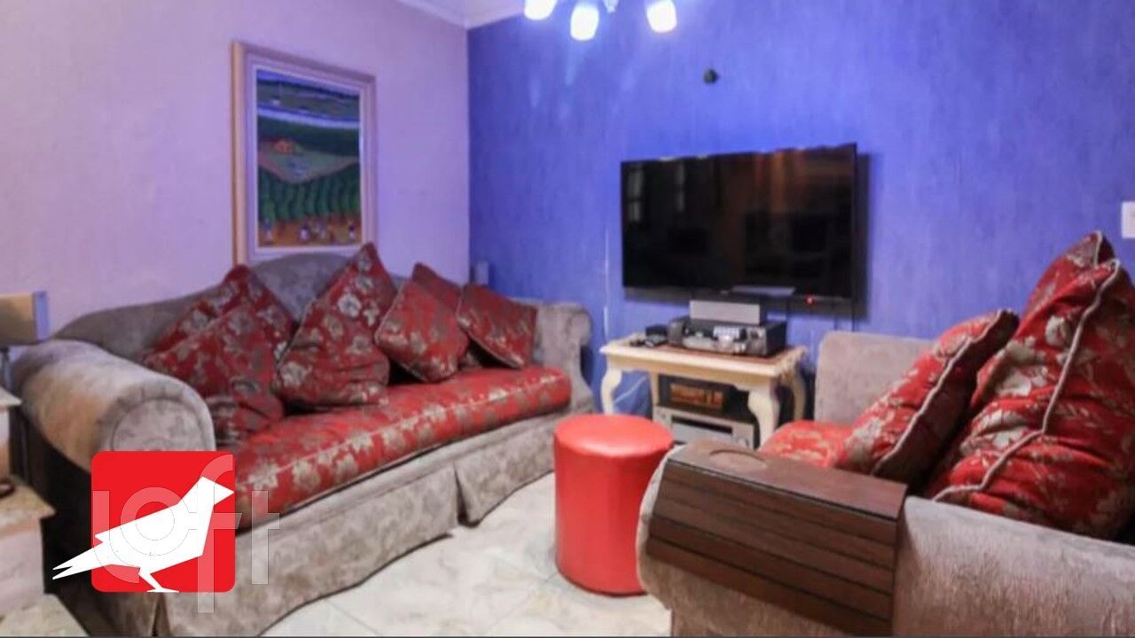 Casa à venda com 4 quartos, 240m² - Foto 15