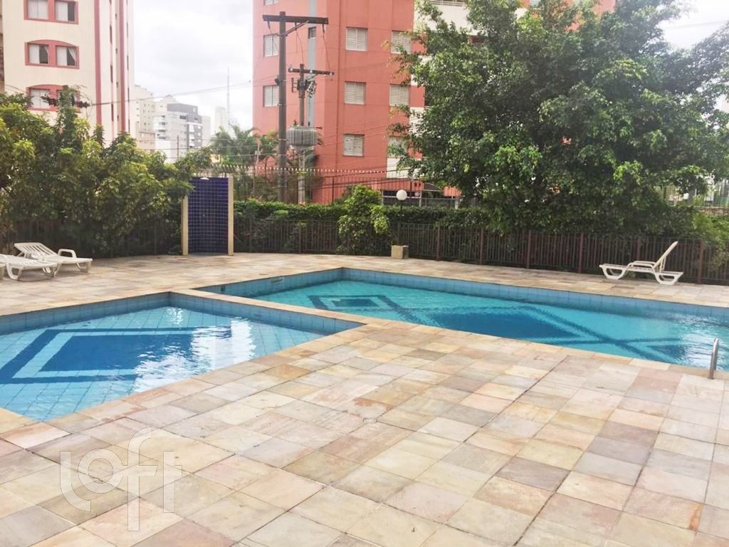 Apartamento à venda com 2 quartos, 57m² - Foto 13