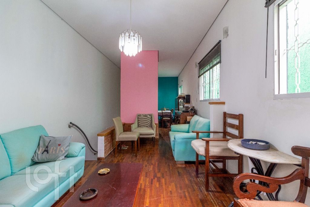 Casa à venda com 4 quartos, 177m² - Foto 3