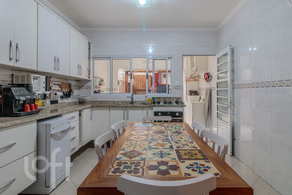 Casa à venda com 4 quartos, 219m² - Foto 42