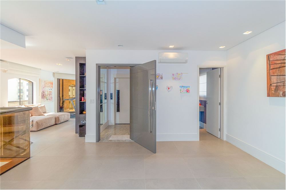 Cobertura, 3 quartos, 264 m² - Foto 3