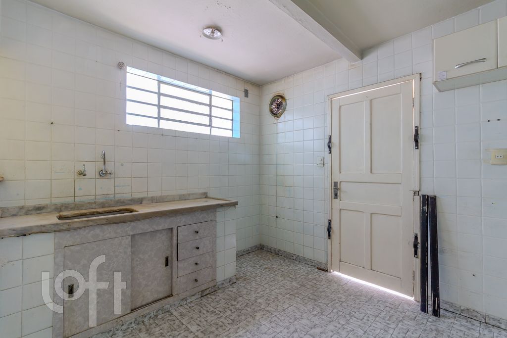 Casa à venda com 2 quartos, 64m² - Foto 15
