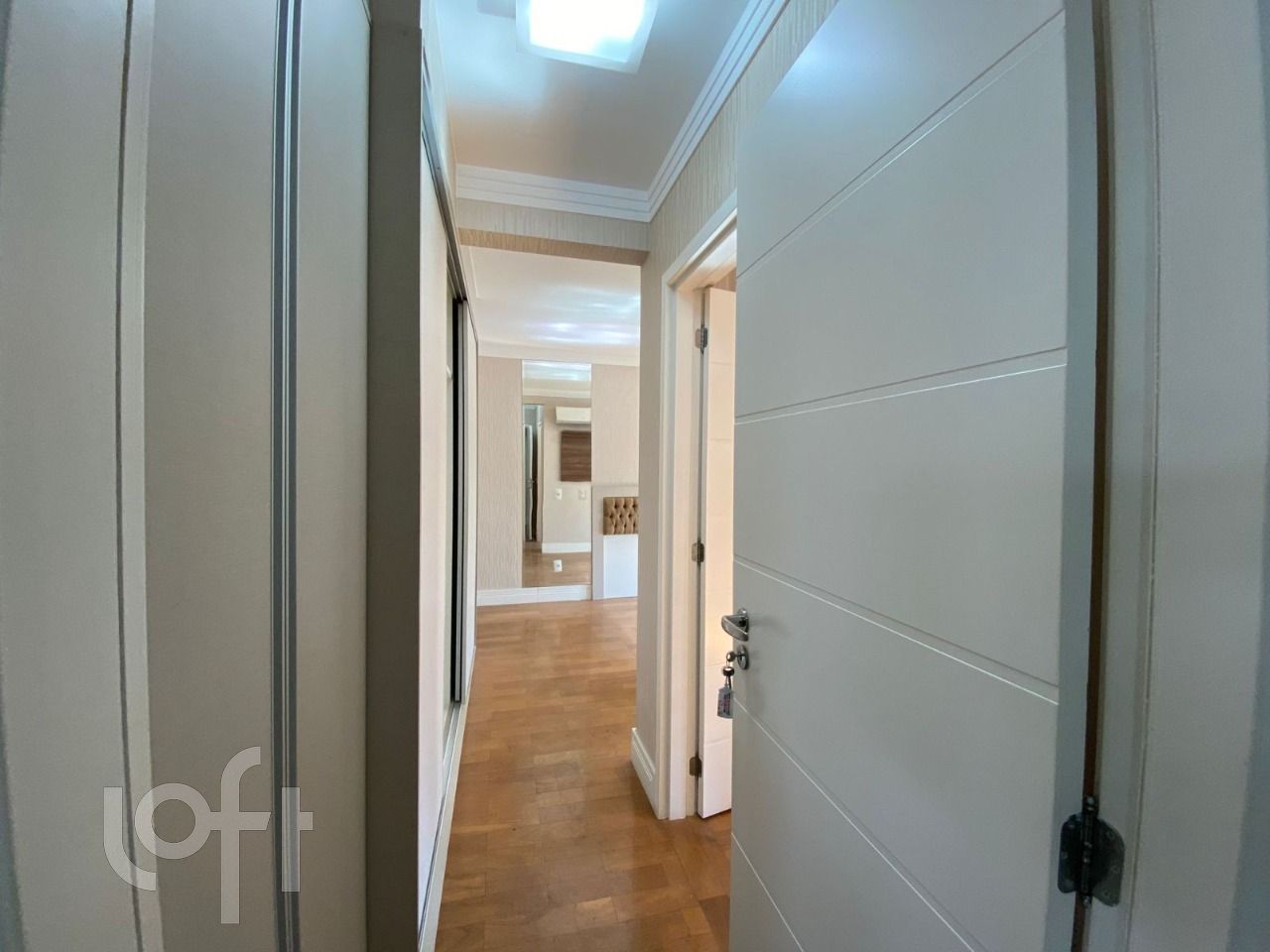 Apartamento à venda com 3 quartos, 180m² - Foto 17