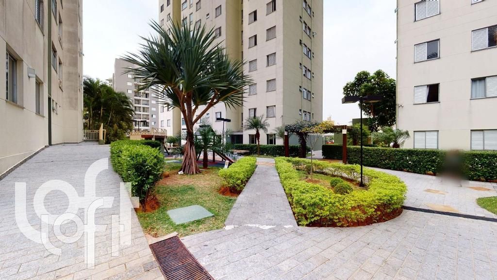 Apartamento à venda com 2 quartos, 44m² - Foto 11