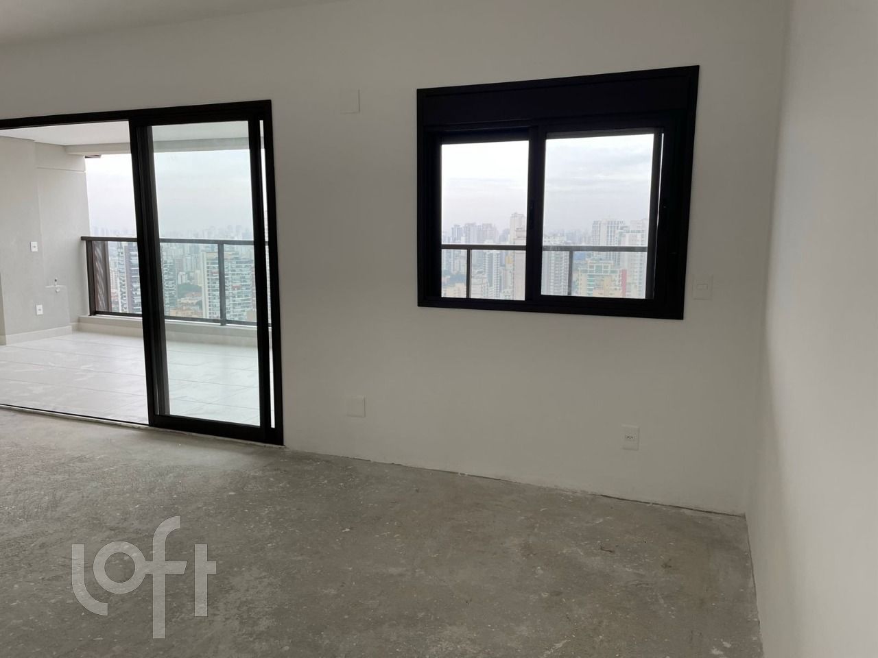 Apartamento à venda com 3 quartos, 159m² - Foto 9