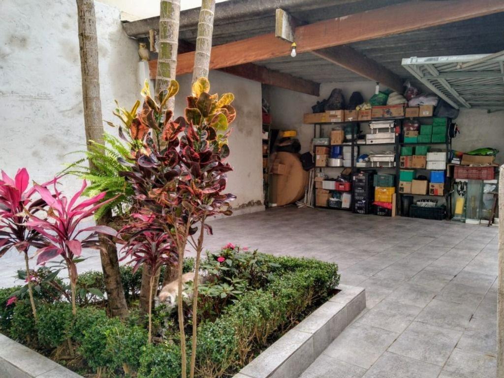 Casa à venda com 3 quartos - Foto 1
