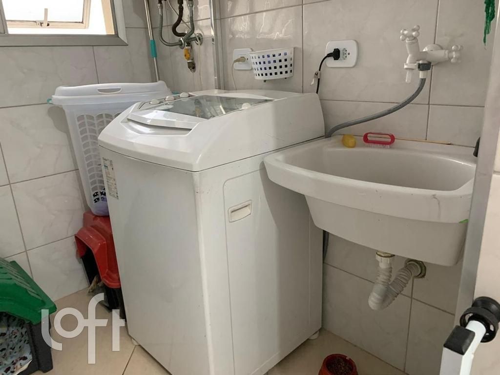 Apartamento à venda com 3 quartos, 74m² - Foto 11