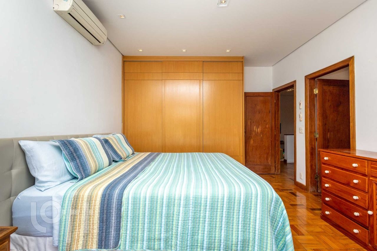 Casa, 5 quartos, 350 m² - Foto 26