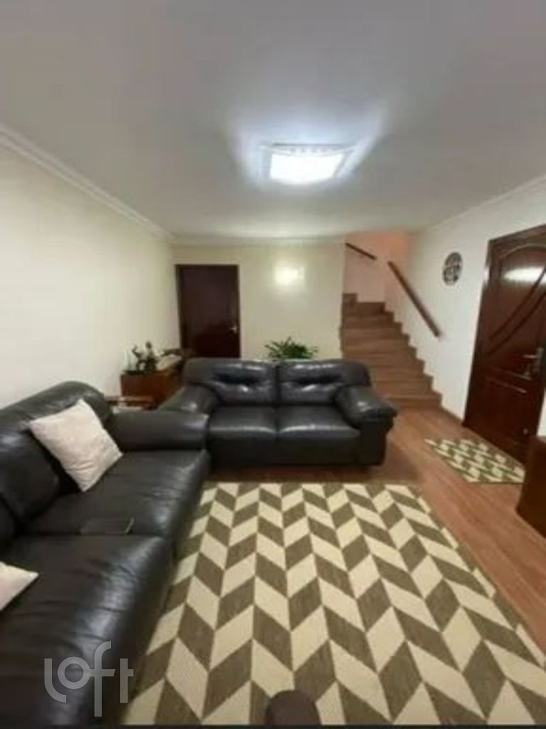 Casa à venda com 4 quartos, 155m² - Foto 2