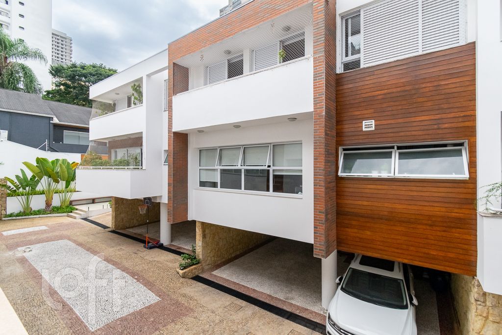 Casa à venda com 4 quartos, 332m² - Foto 30