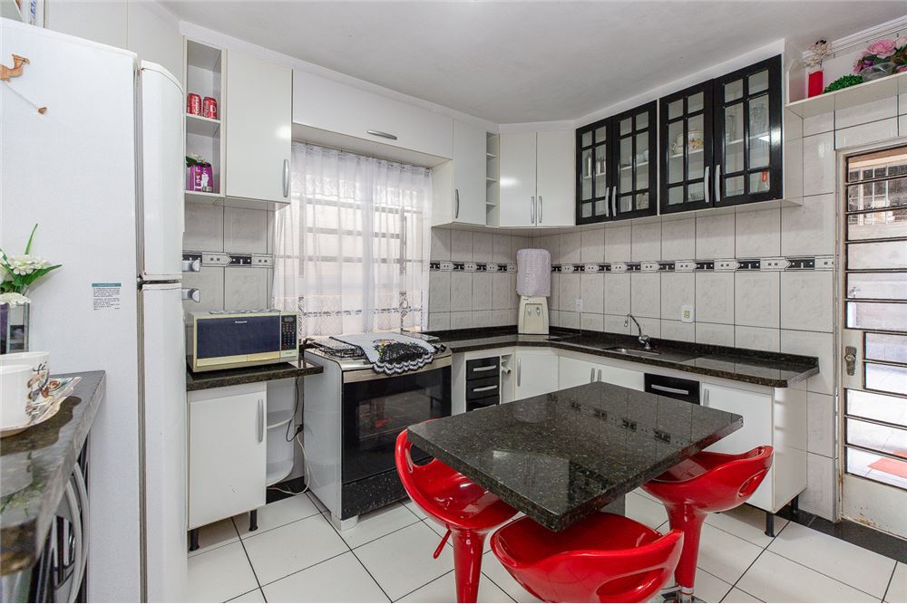 Casa à venda com 3 quartos, 170m² - Foto 10