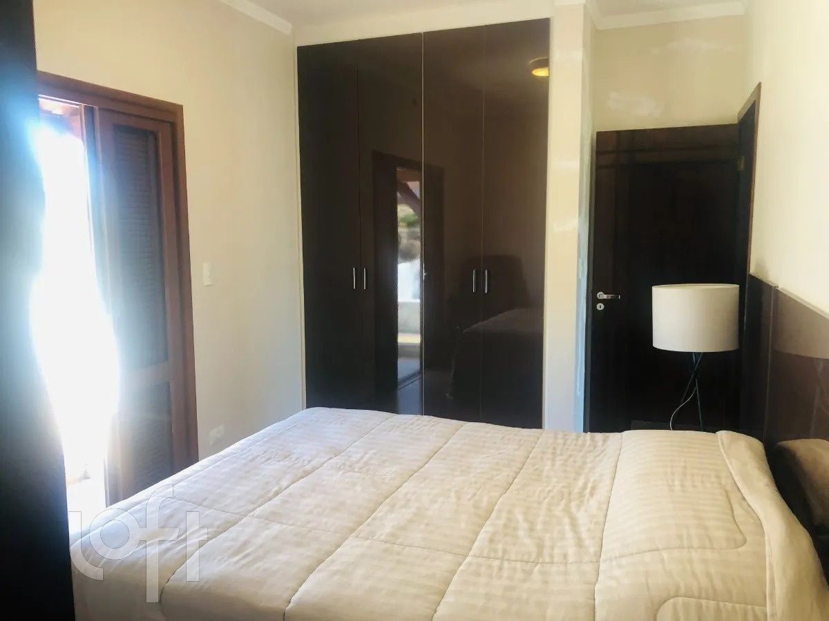 Casa à venda com 3 quartos, 180m² - Foto 3
