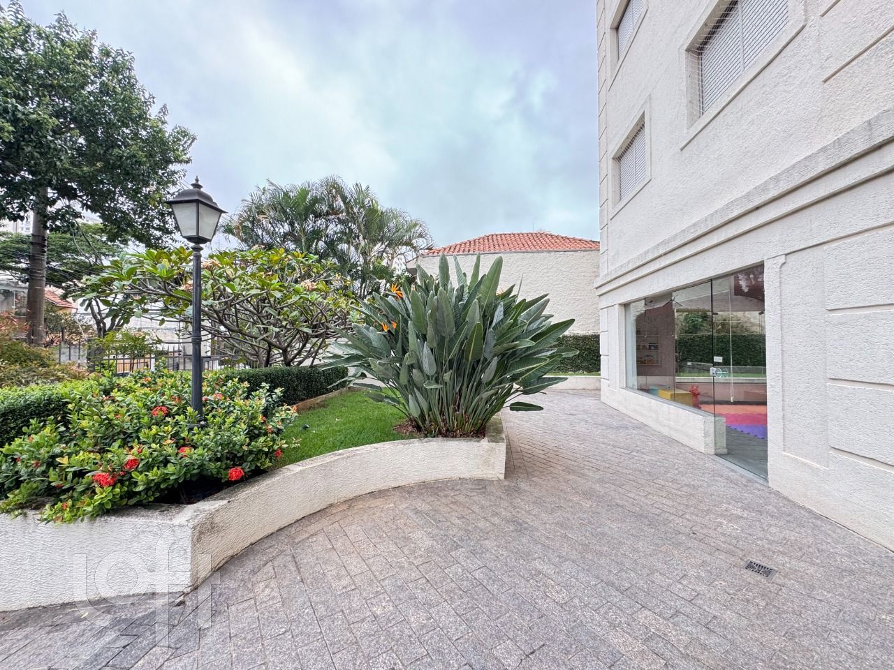 Apartamento à venda com 2 quartos, 73m² - Foto 44