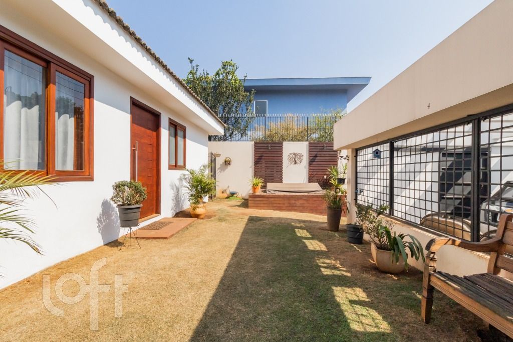 Casa à venda com 3 quartos, 284m² - Foto 22