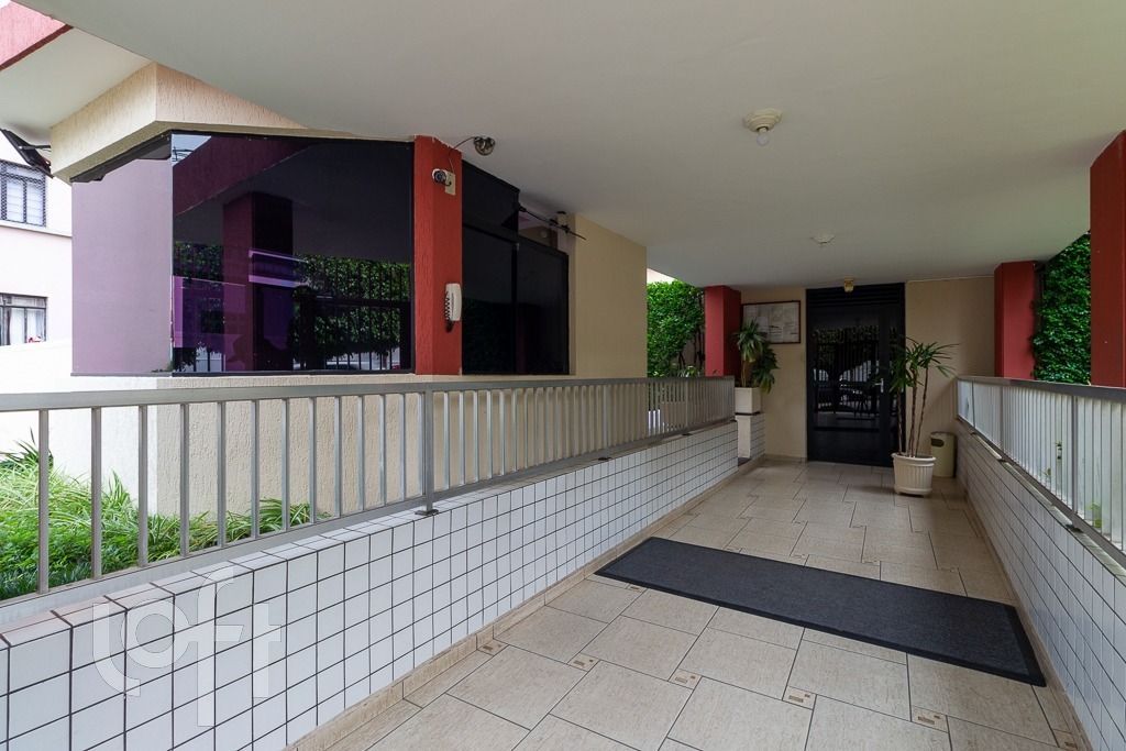 Apartamento à venda com 1 quarto, 33m² - Foto 18