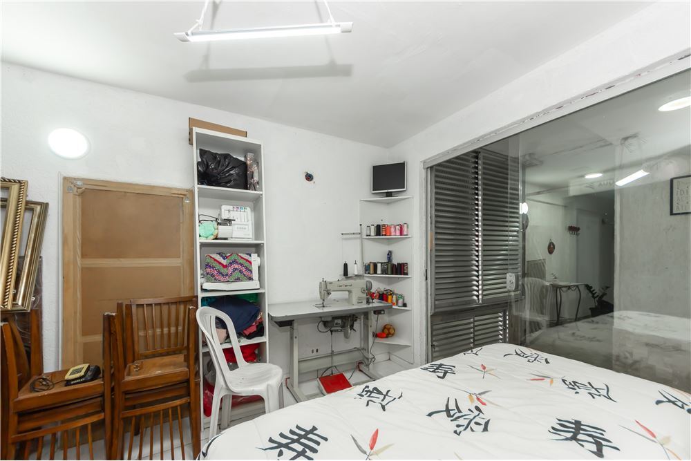Casa à venda com 2 quartos, 200m² - Foto 24