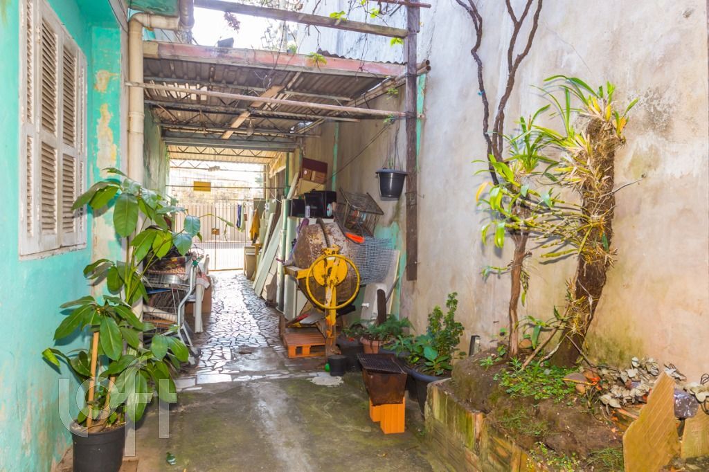 Casa à venda com 3 quartos, 114m² - Foto 11