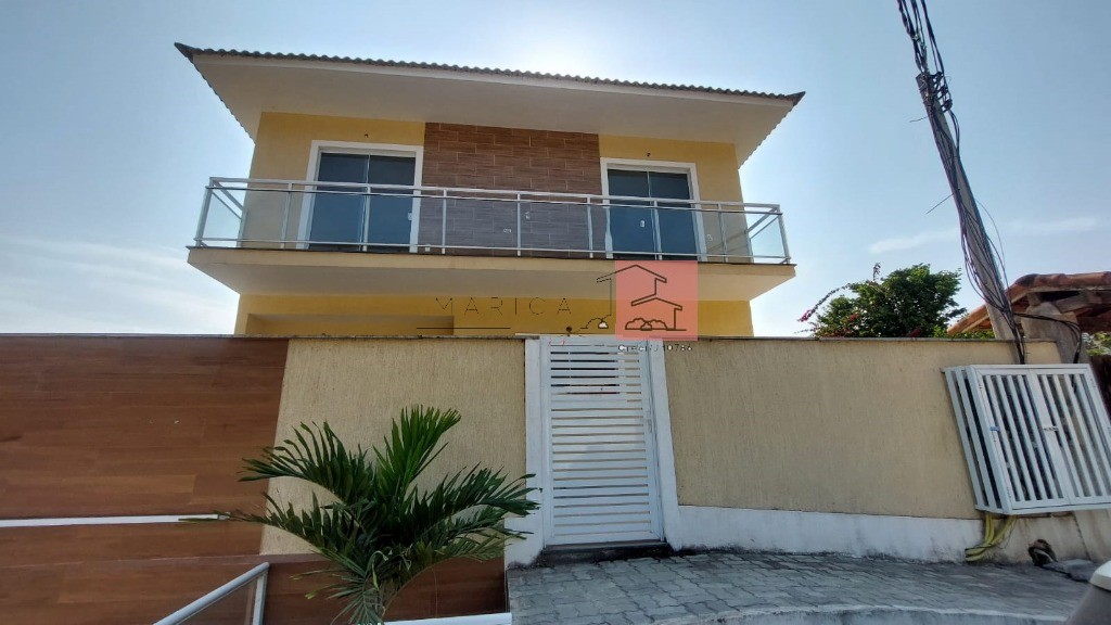 Casa Triplex à venda no Barroco, Itaipuaçu.
