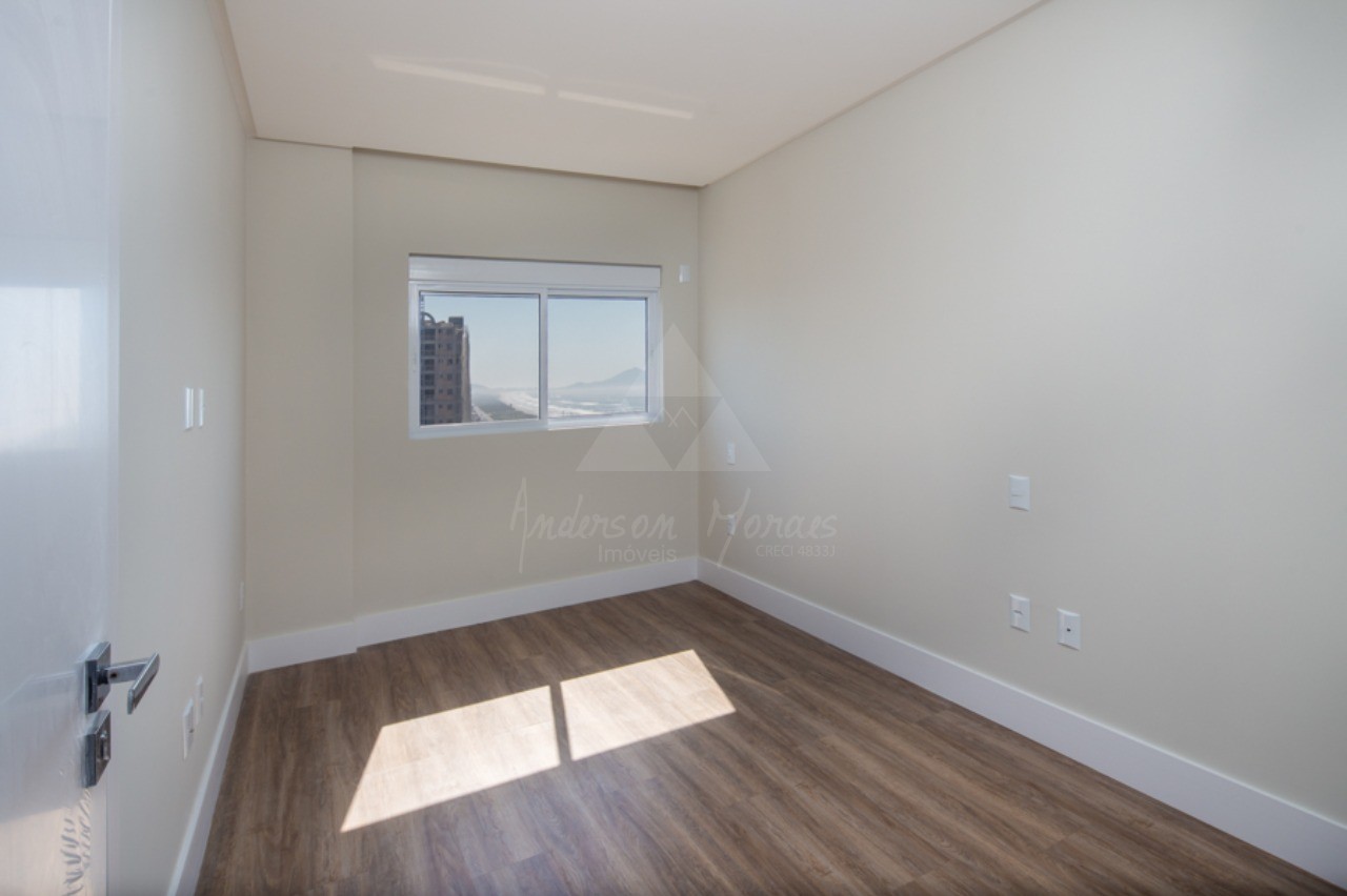 Apartamento, 3 quartos, 127 m² - Foto 2