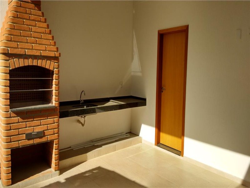 Casa com 3 dormitórios à venda, 180 m² por R$ 760.000 - cond