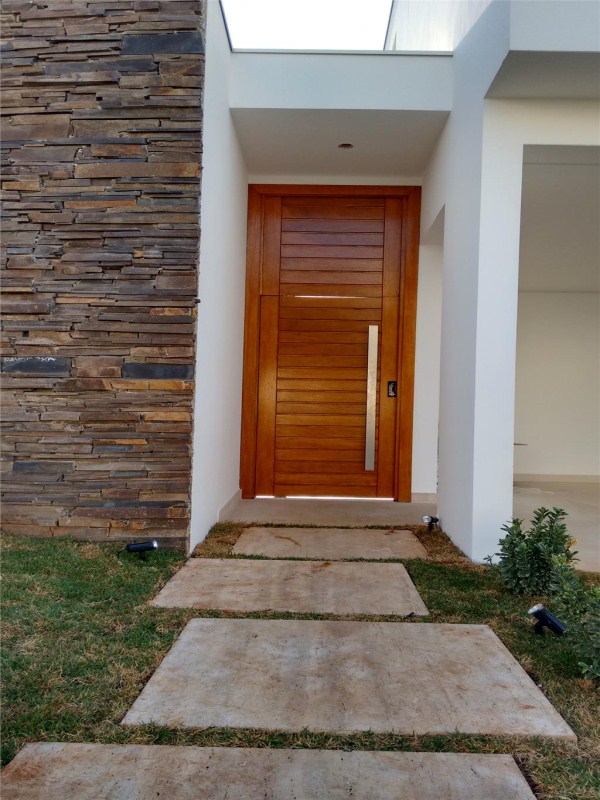 Sobrado com 4 dormitórios à venda 350 m² por R$ 1.910.000 - 