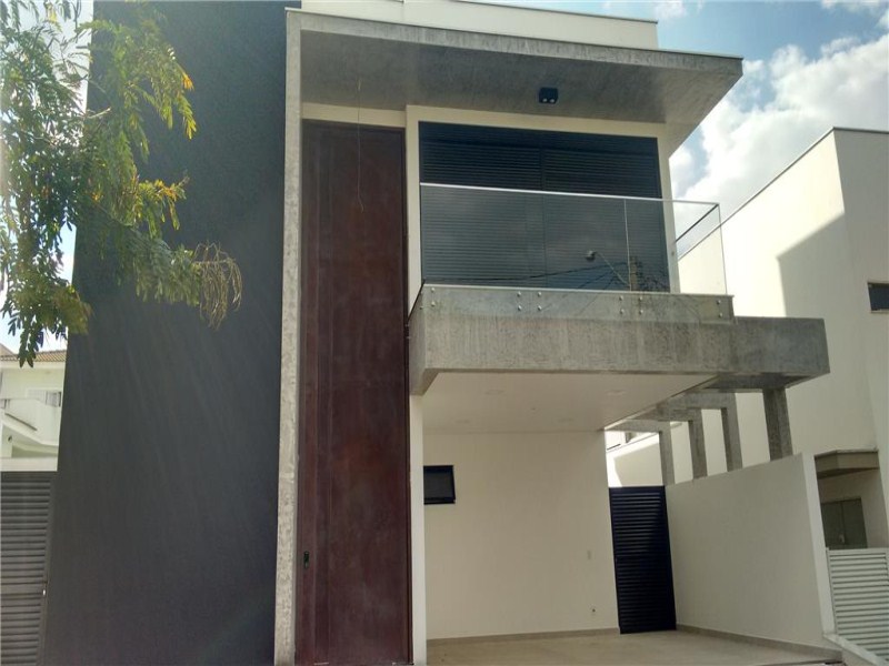 Sobrado com 4 dormitórios à venda, 285 m² por R$ 1.710.000 -