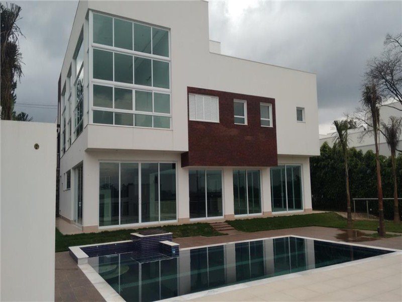 Sobrado com 7 dormitórios à venda, 900 m² por R$ 4.550.000,0