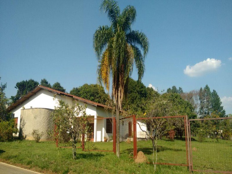Casa com 3 dormitórios à venda, 300 m² por R$ 1.710.000,00 -