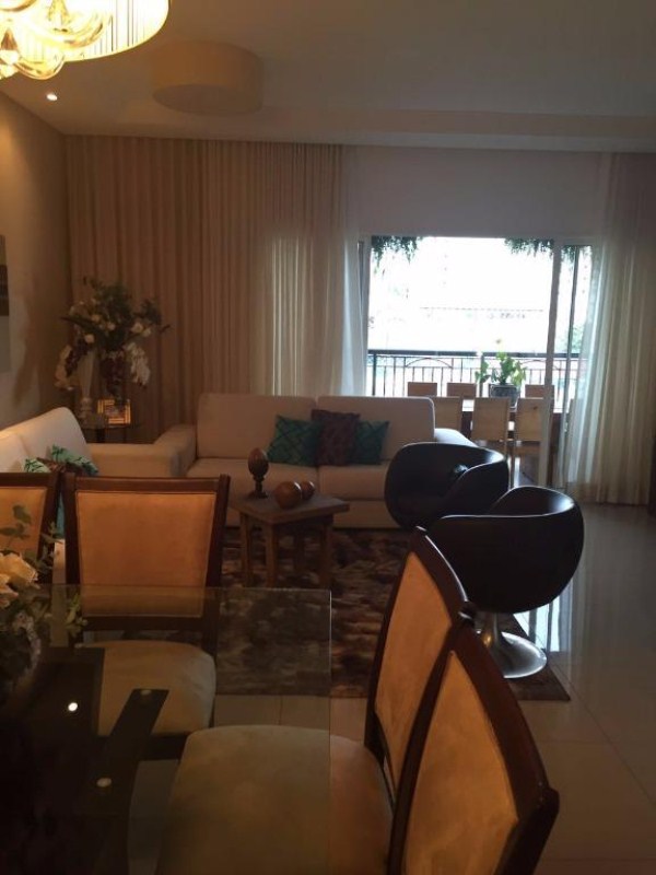 Apartamento com 3 dormitórios à venda, 196 m² condomínio úni