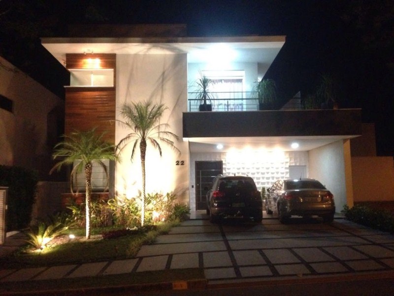 Sobrado com 3 dormitórios à venda, 300 m² por R$ 2.100.000 -