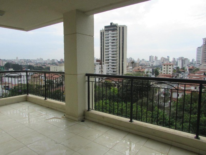 Apartamento com 3 dormitórios à venda, 196 m² por R$ 1.310.0