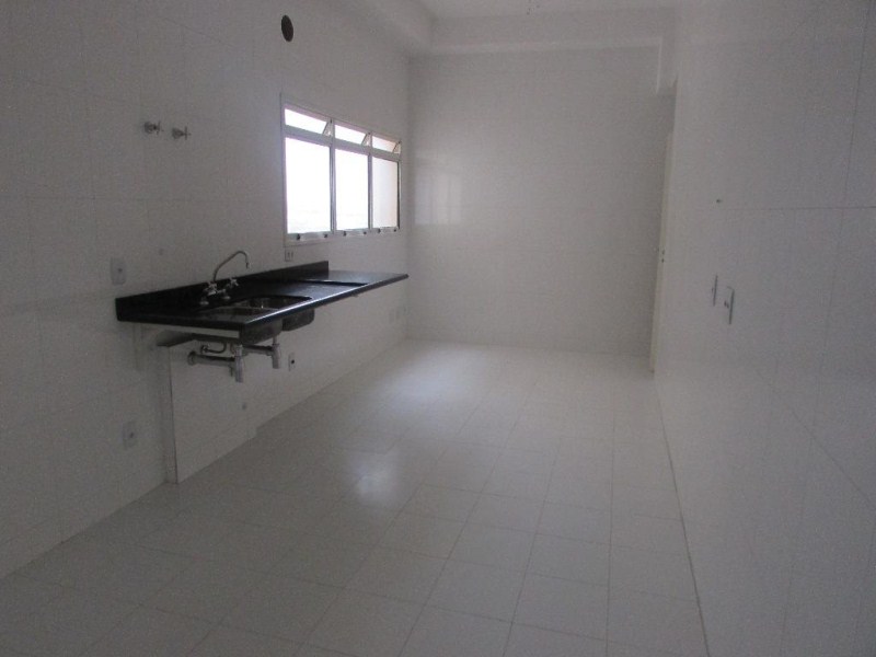 Apartamento com 3 dormitórios à venda, 196 m² - condomínio ú