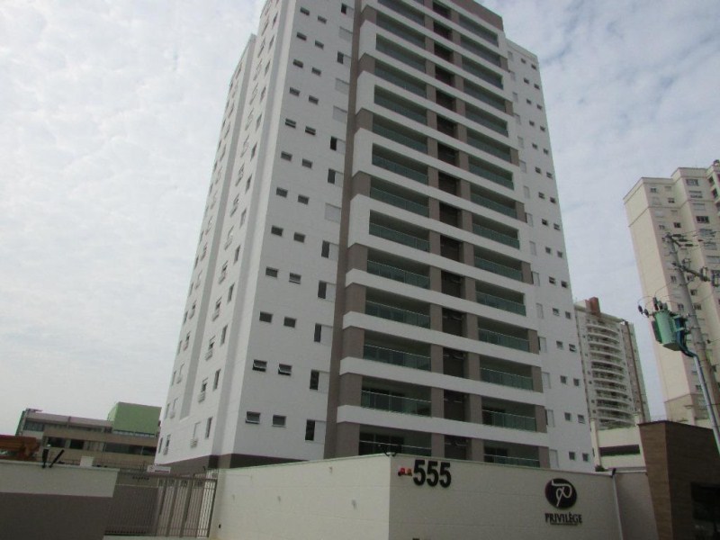 Apartamento com 3 dormitórios à venda, 151 m² por R$ 1.200.0