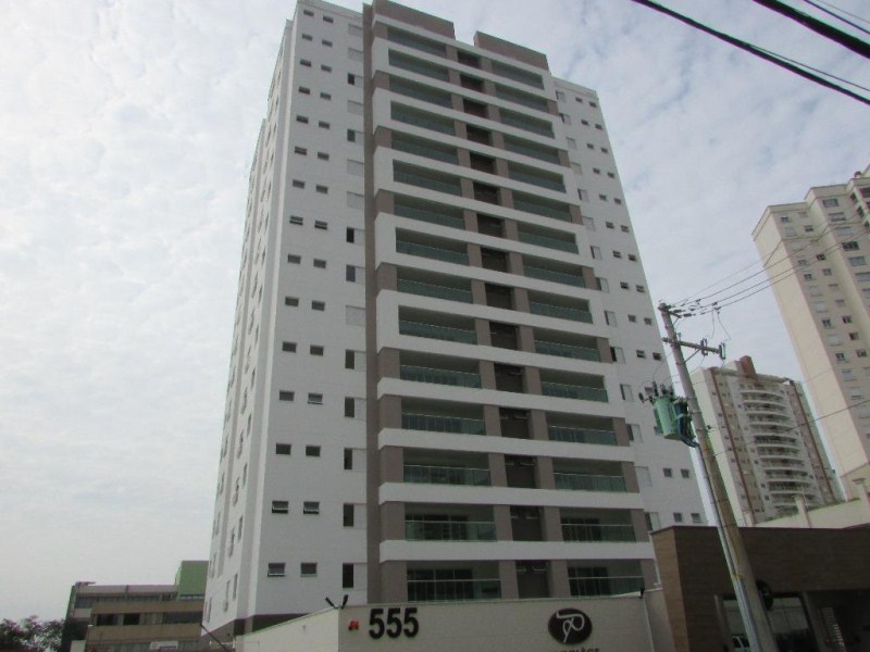Apartamento com 3 dormitórios à venda, 151 m² por R$ 1.200.0