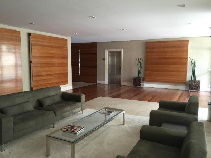 Apartamento com 3 suítes à venda, 247 m² por R$ 2.200.000 - 