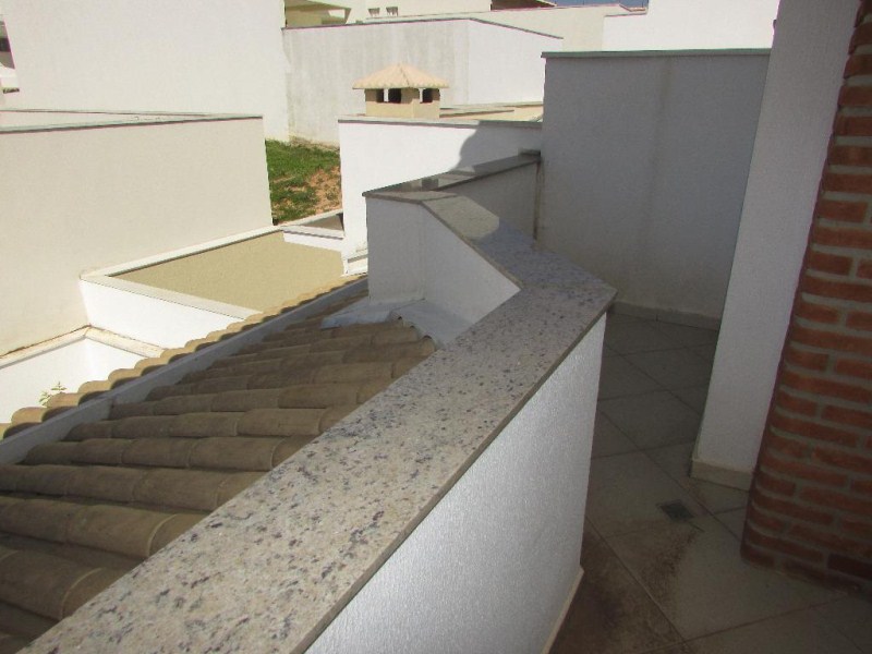 Sobrado com 3 dormitórios à venda, 165 m² por R$ 510.000,00 