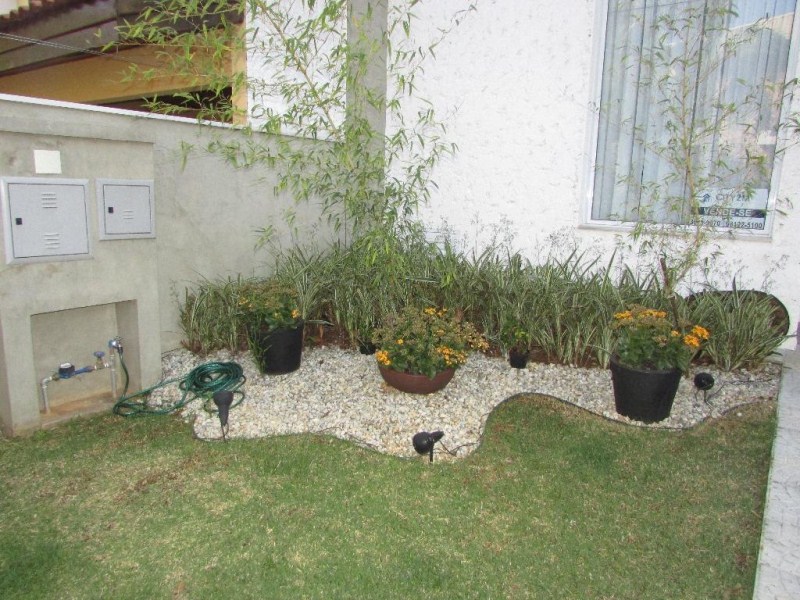 Sobrado com 3 dormitórios à venda, 267 m² por R$ 1.200.000,0