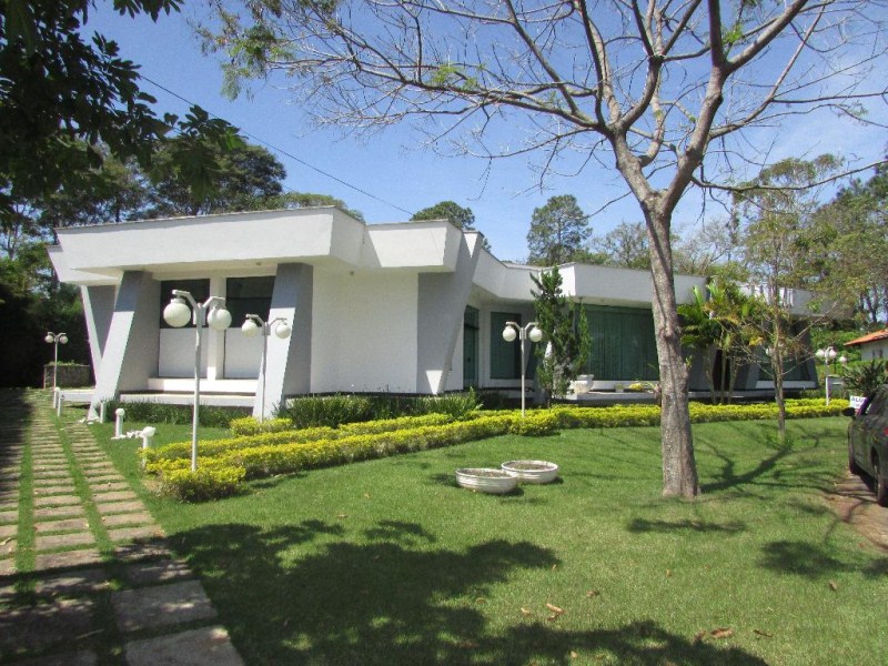 Casa com 3 dormitórios para alugar, 334 m² por R$ 6.500,00/m