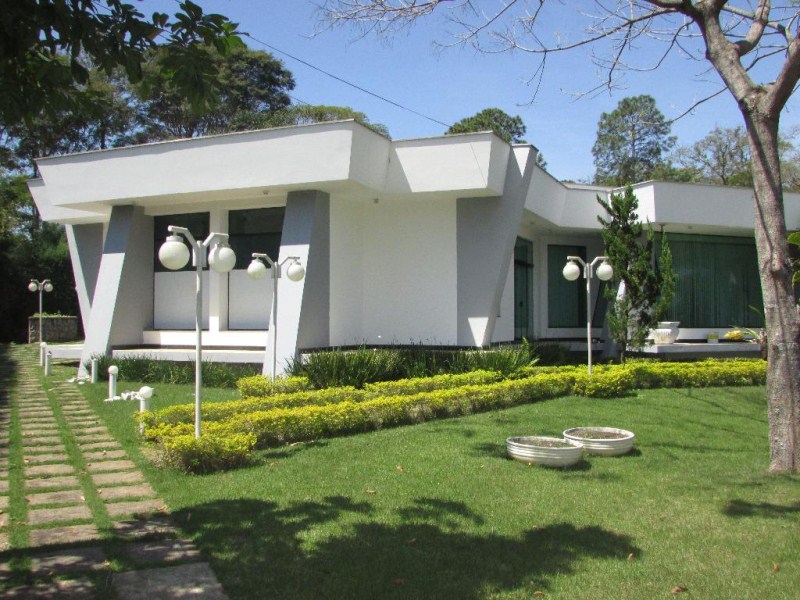 Casa com 3 dormitórios para alugar, 334 m² por R$ 6.500,00/m