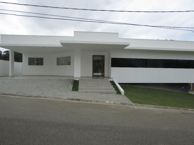 Casa com 3 dormitórios à venda, 360 m² por R$ 2.000.000 - co