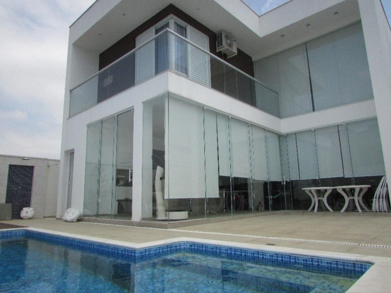Sobrado com 3 dormitórios à venda, 291 m² por R$ 1.190.000,0