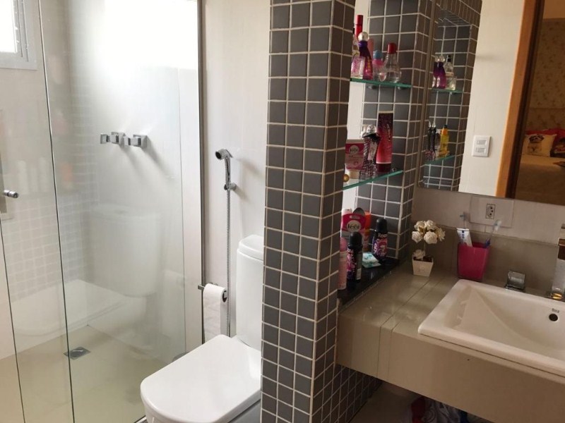 Sobrado com 5 dormitórios à venda, 471 m² por R$ 1.710.000,0