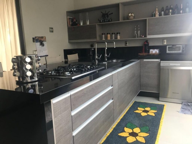 Sobrado com 4 dormitórios à venda, 370 m² por R$ 3.199.000,0
