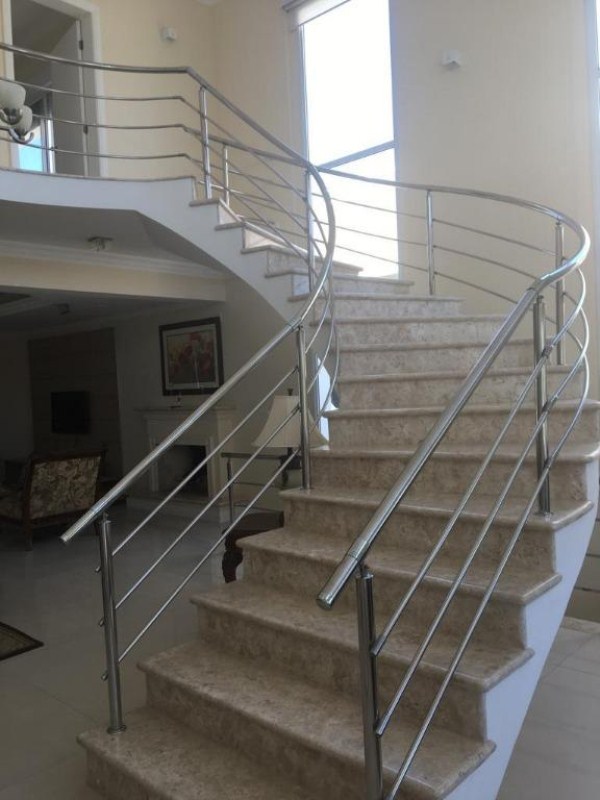 Sobrado com 4 dormitórios à venda, 545 m² por R$ 2.500.000.0