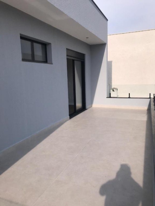 Sobrado com 4 dormitórios à venda, 300 m² por R$ 1.600.000 -