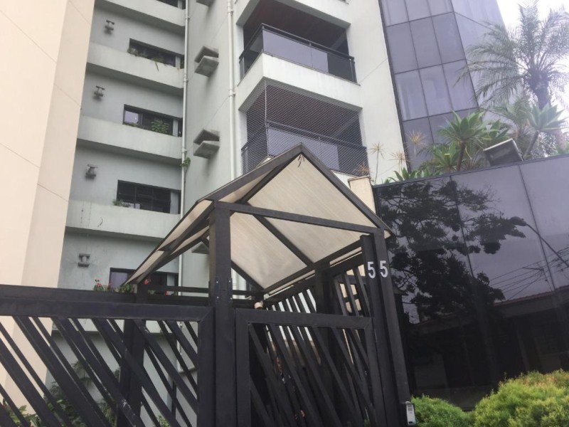 Apartamento com 3 dormitórios à venda, 220 m² por R$ 1.200.0