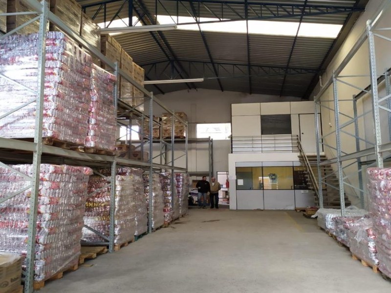 Galpão à venda, 300 m² por R$ 1.100.000,00 - zona industrial - foto 1