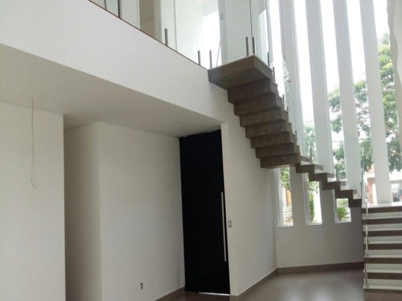 Sobrado com 4 dormitórios à venda, 351 m² por R$ 1.800.000 -
