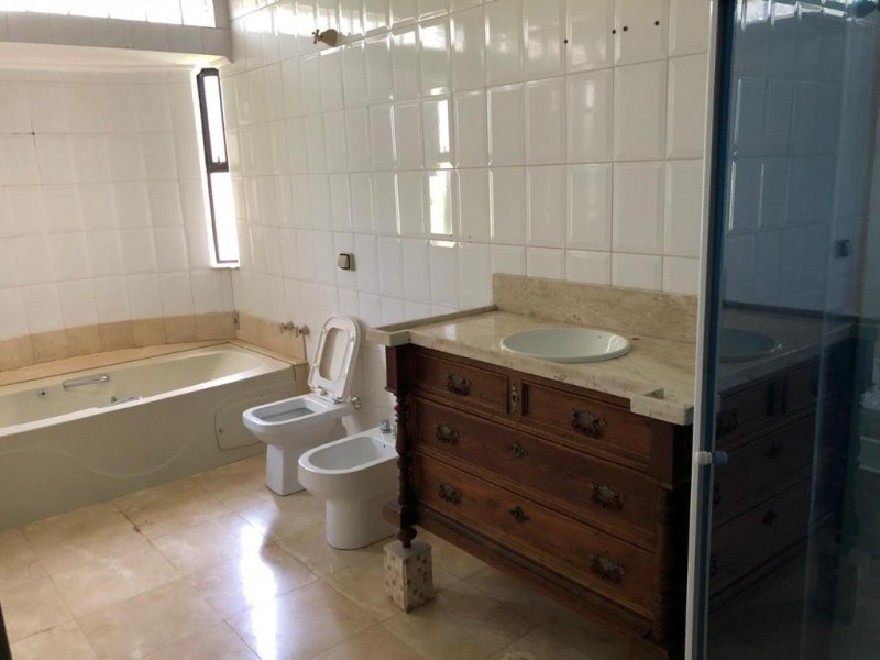 Sobrado com 5 dormitórios à venda, 1300 m² por R$ 2.500.000 